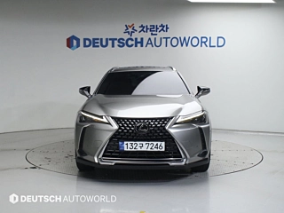 LEXUS UX250H 2023