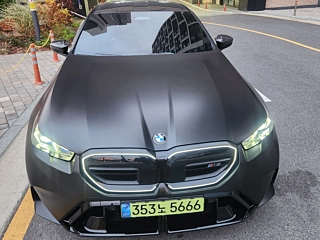 Заказать BMW M5 G90