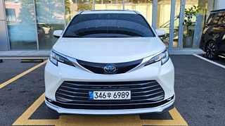 TOYOTA SIENNA 2021
