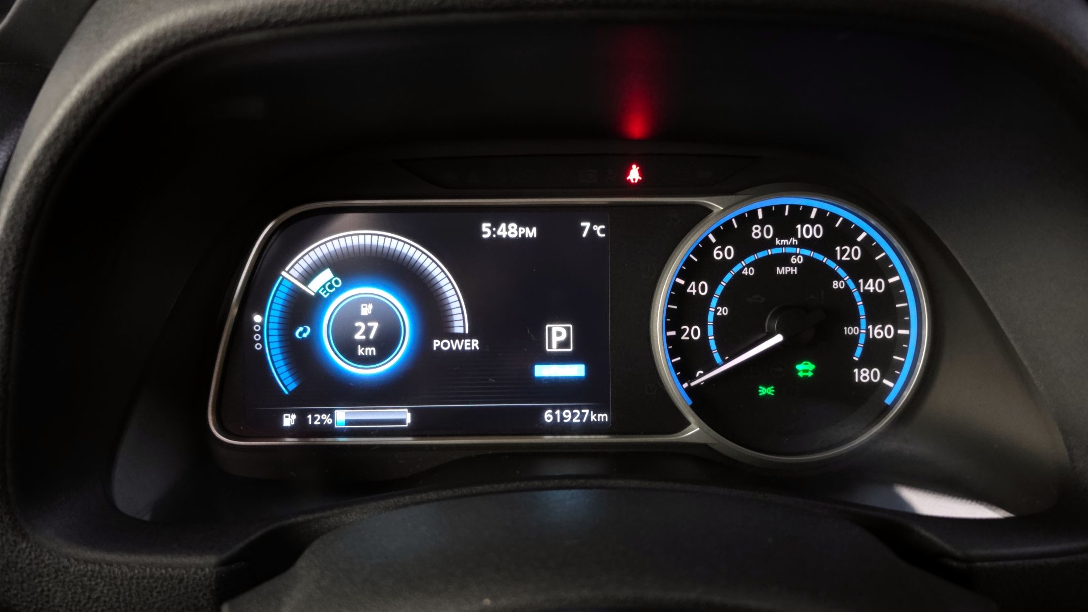 NISSAN LEAF ZE1 2019