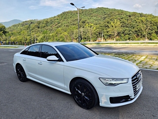 AUDI A6 2016