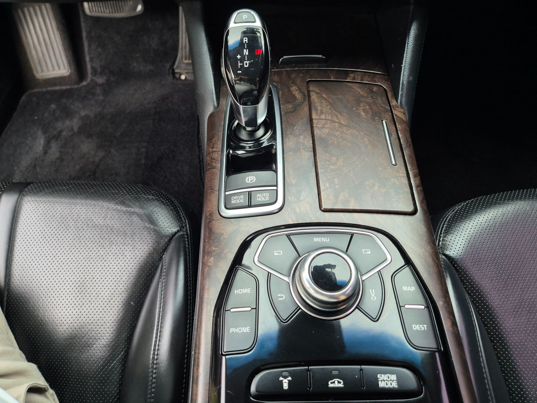 KIA K9 2012