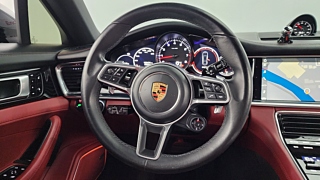 PORSCHE PANAMERA 971 2017
