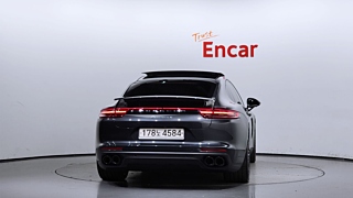 PORSCHE PANAMERA 971 2017