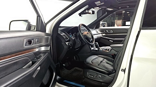 FORD EXPLORER 2018