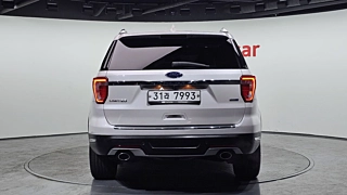 FORD EXPLORER 2018