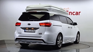KIA CARNIVAL 2016