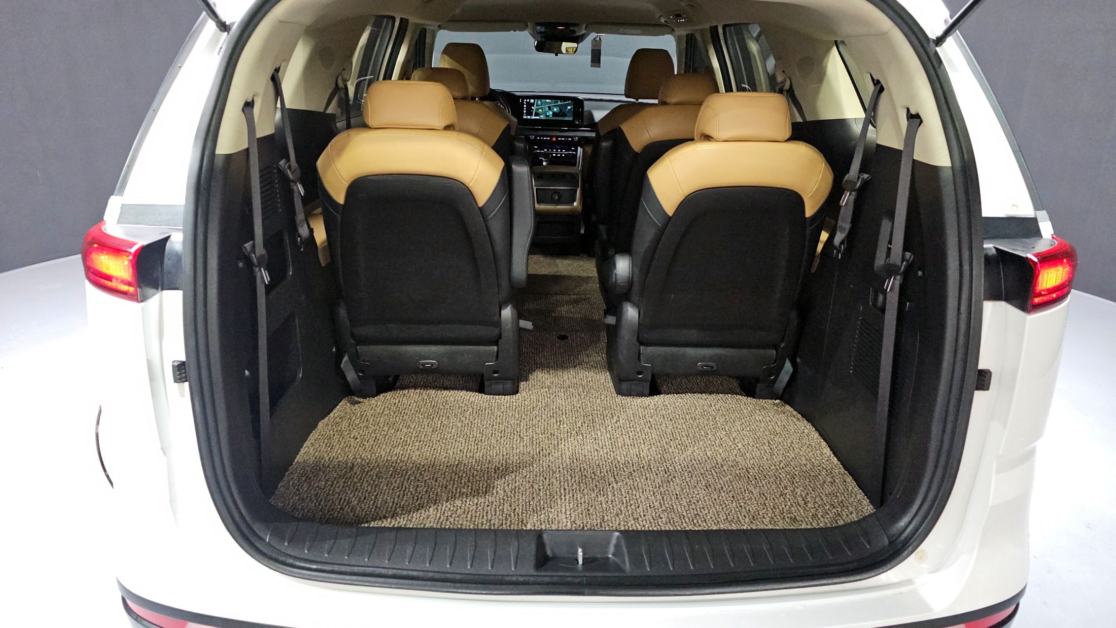 KIA CARNIVAL 2021