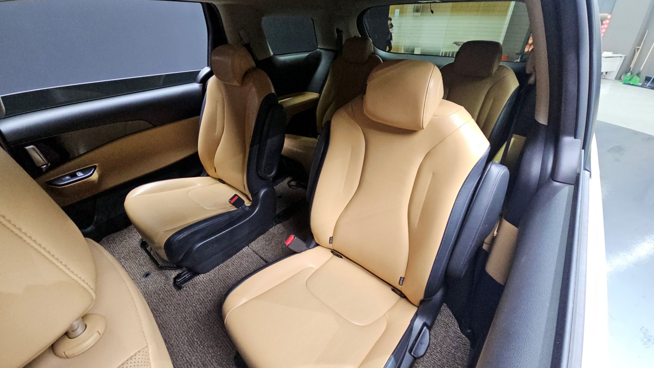 KIA CARNIVAL 2021