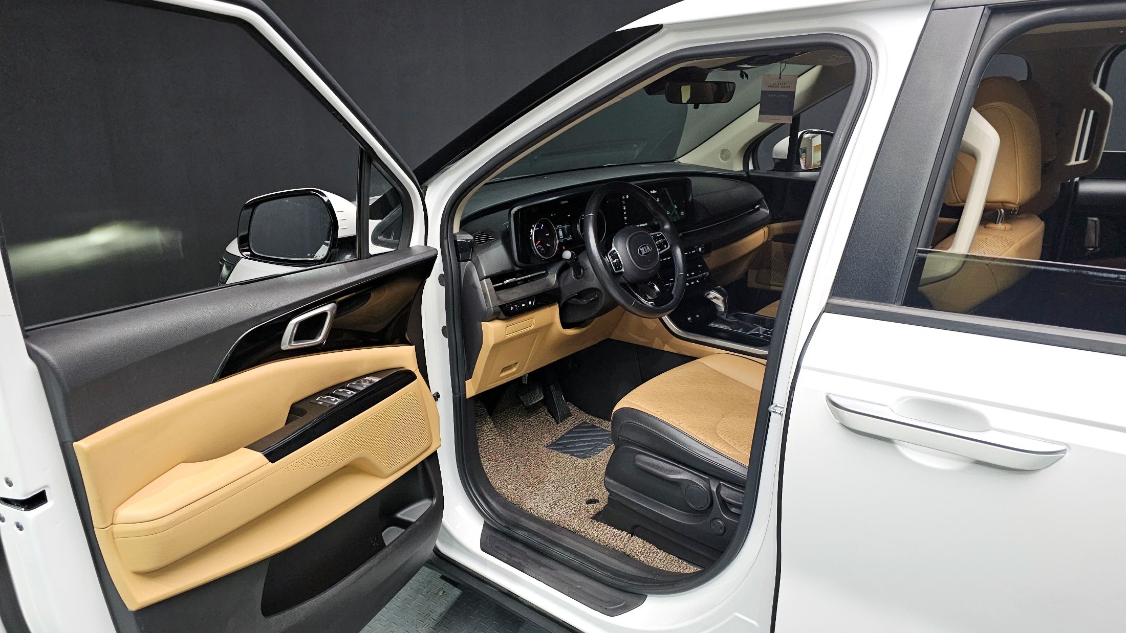KIA CARNIVAL 2021