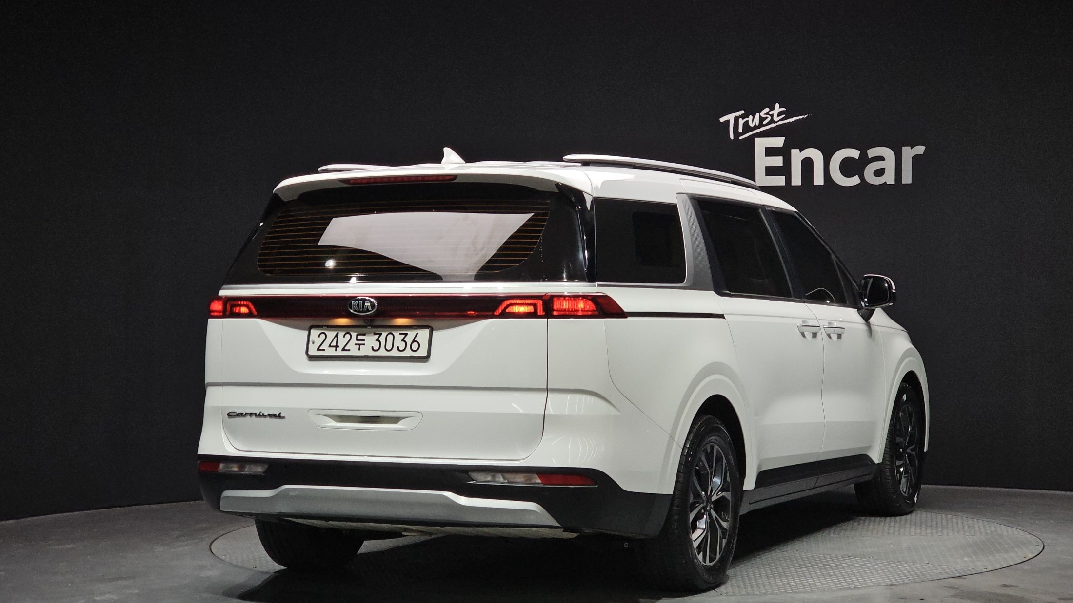 KIA CARNIVAL 2021
