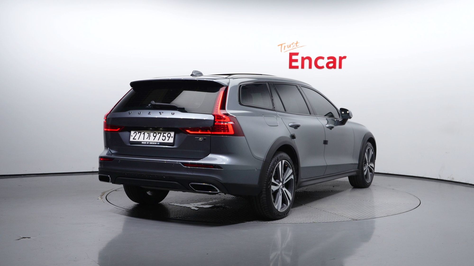 VOLVO V60 CROSS COUNTRY 2019