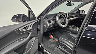 AUDI Q7 4M 2019