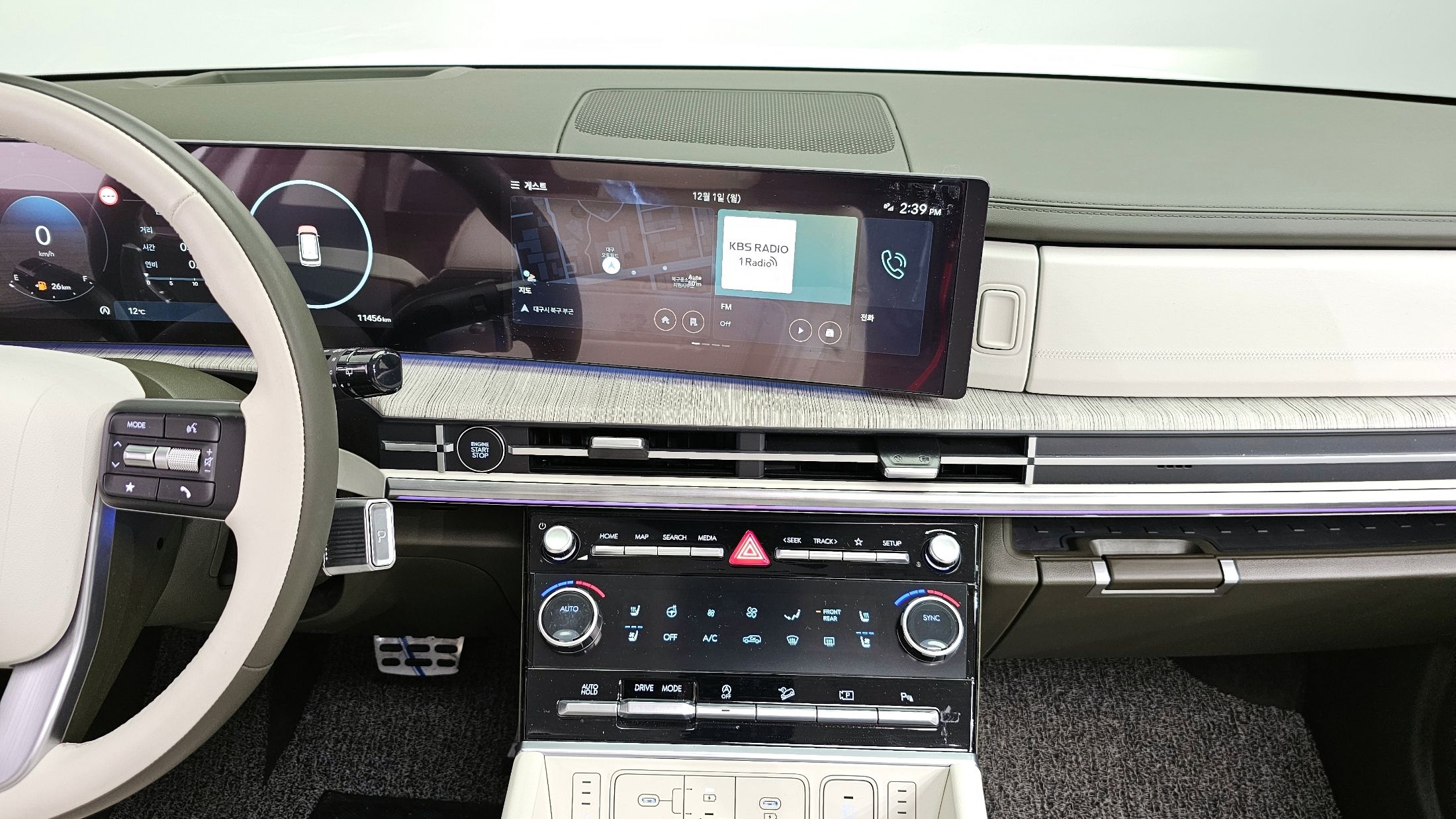 HYUNDAI SANTAFE MX5 2025