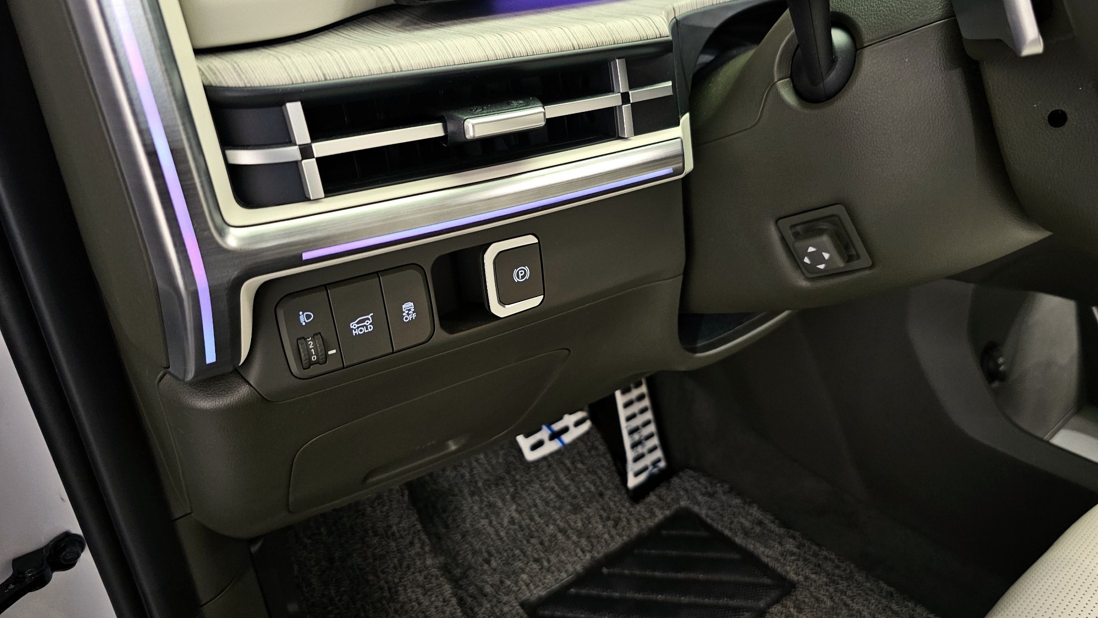 HYUNDAI SANTAFE MX5 2025