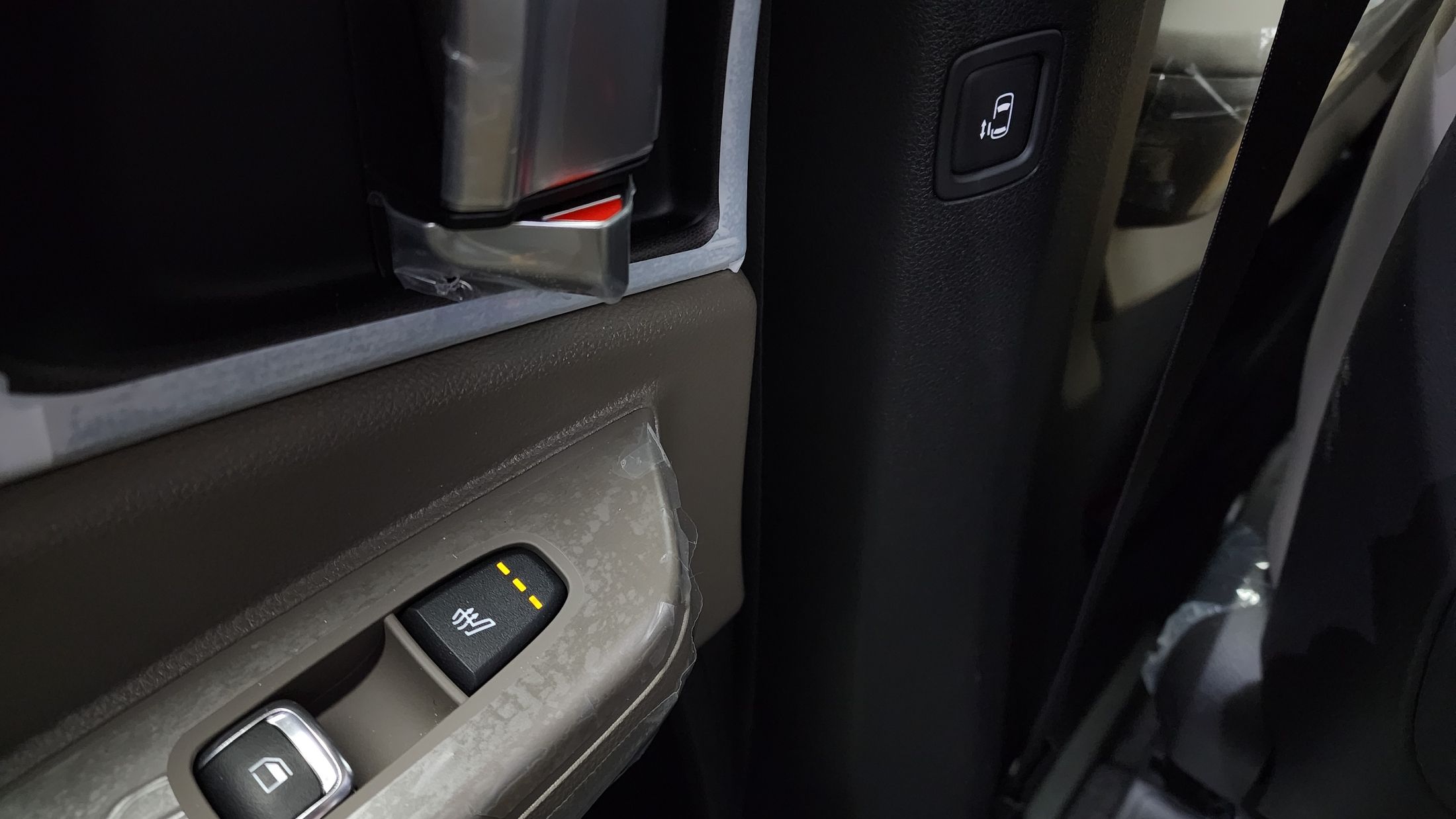 KIA CARNIVAL 2025