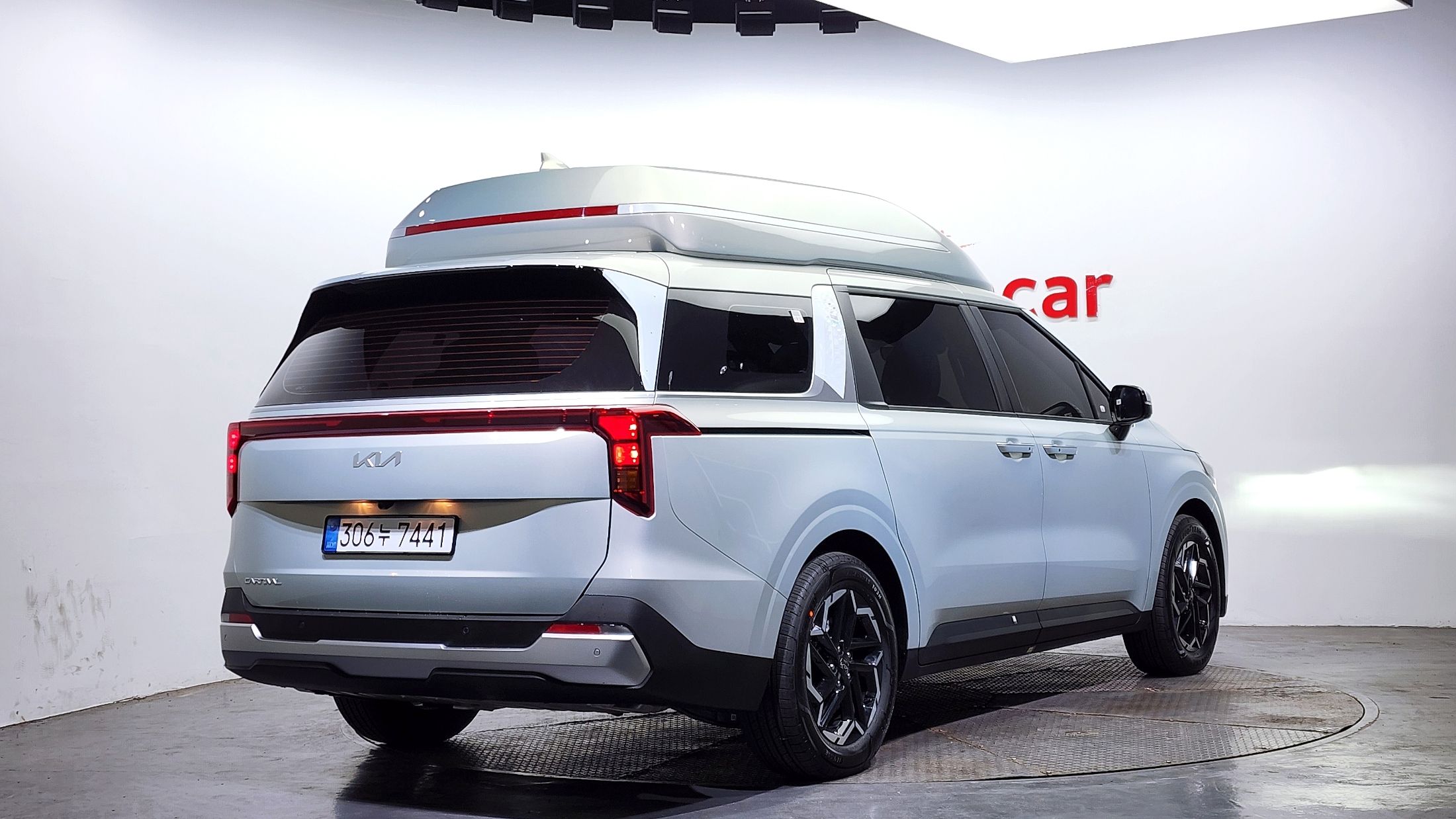 KIA CARNIVAL 2025