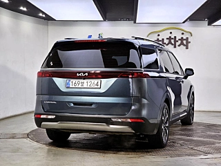 KIA CARNIVAL 2022