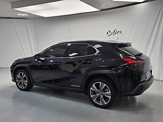 LEXUS UX300E 2022