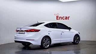 HYUNDAI AVANTE AD