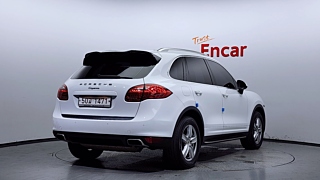 PORSCHE CAYENNE 2012
