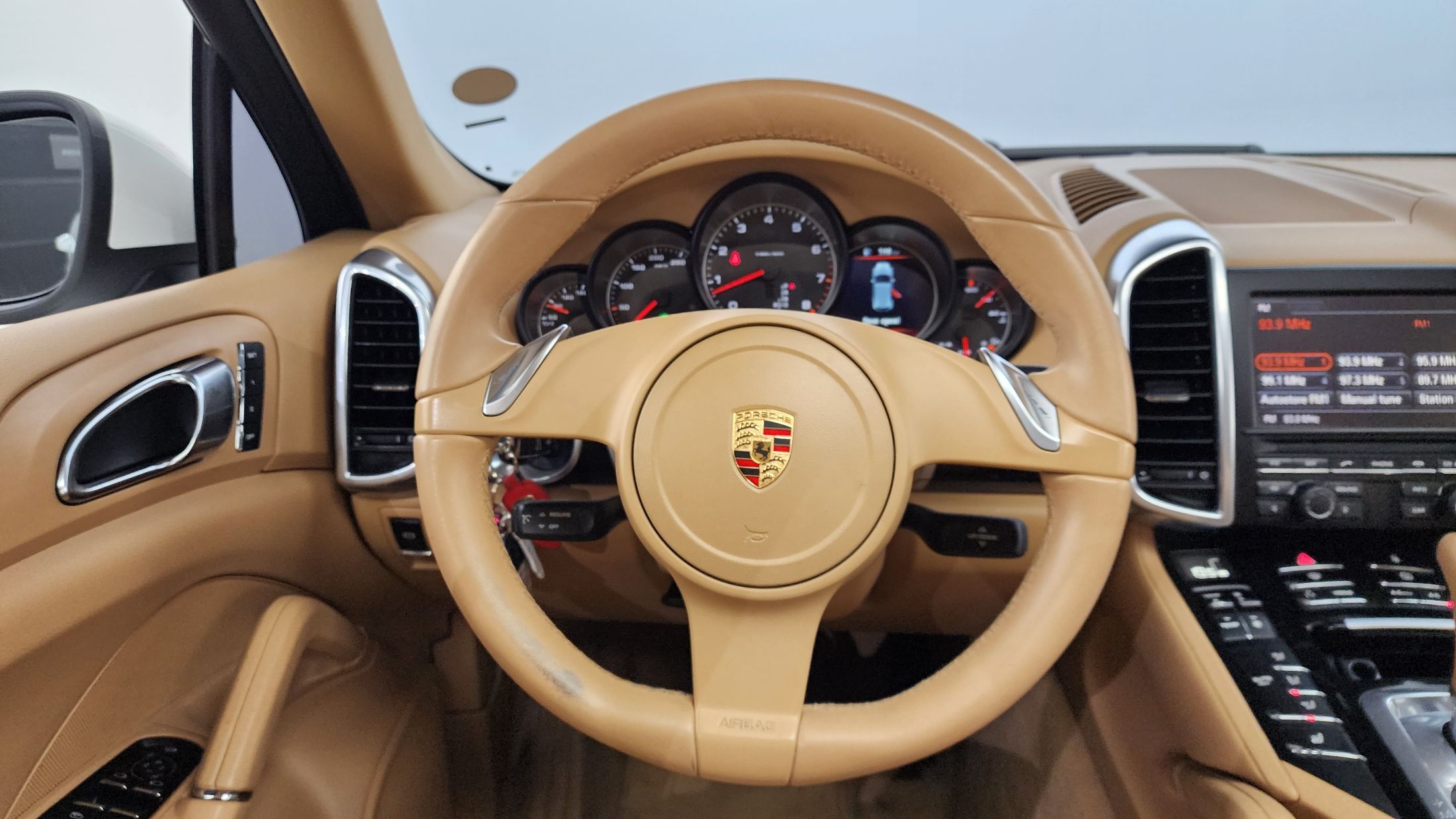PORSCHE CAYENNE 2012
