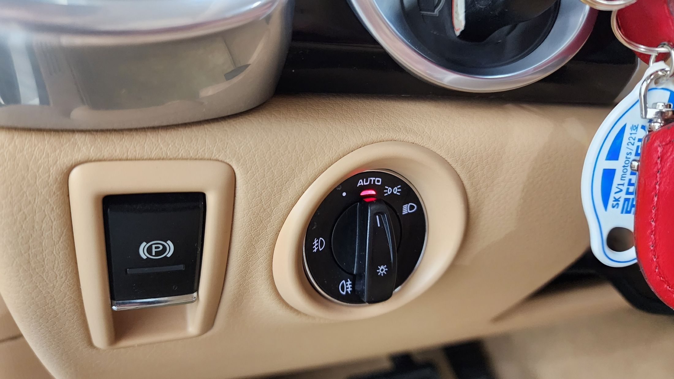 PORSCHE CAYENNE 2012