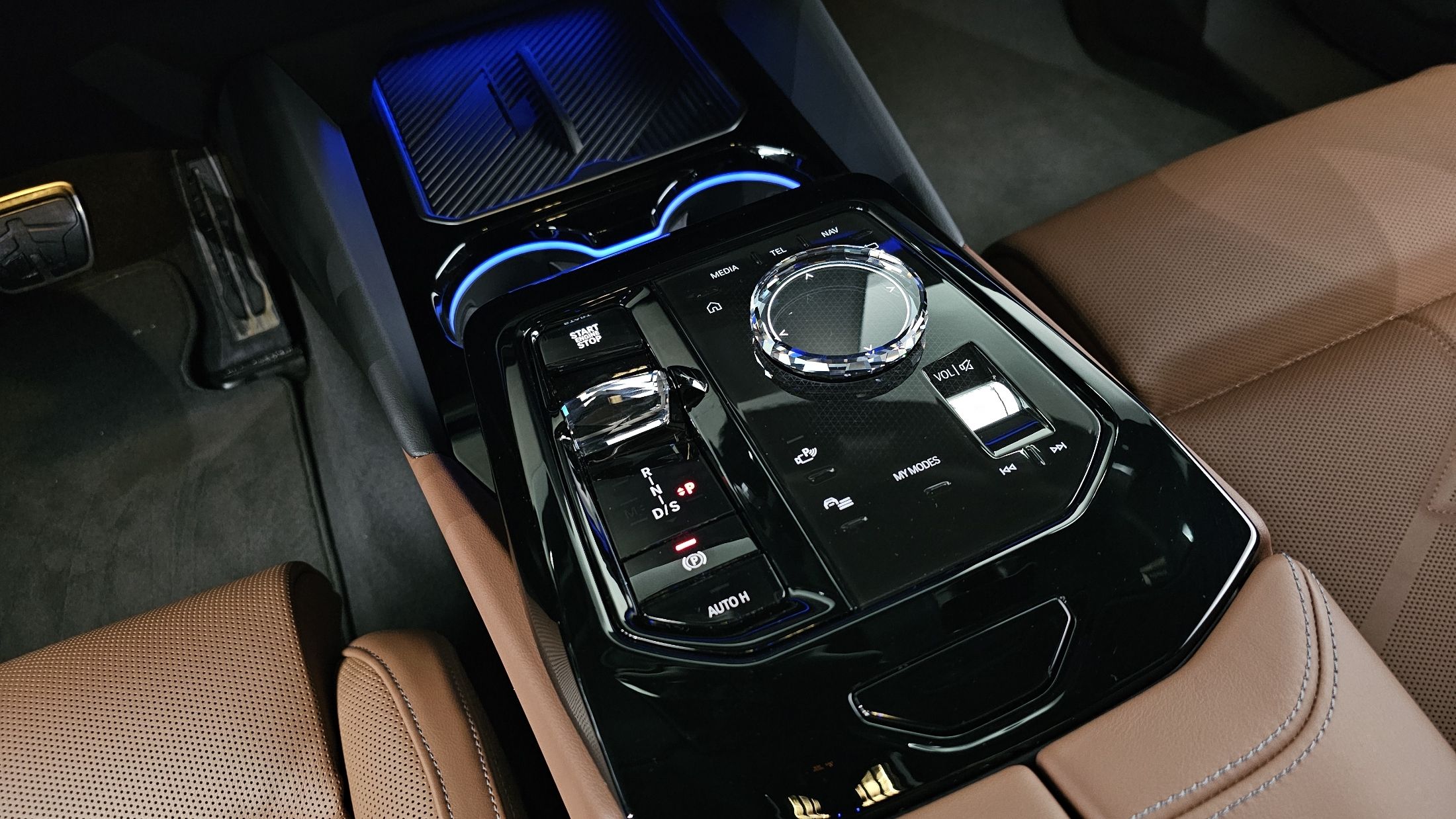 BMW 5-SERIES G60