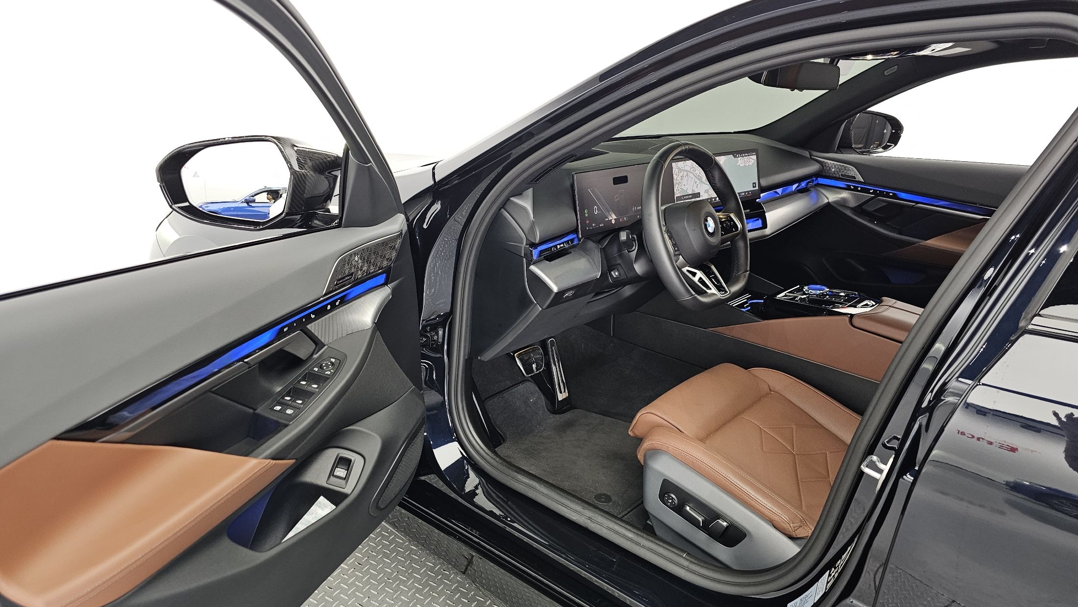 BMW 5-SERIES G60