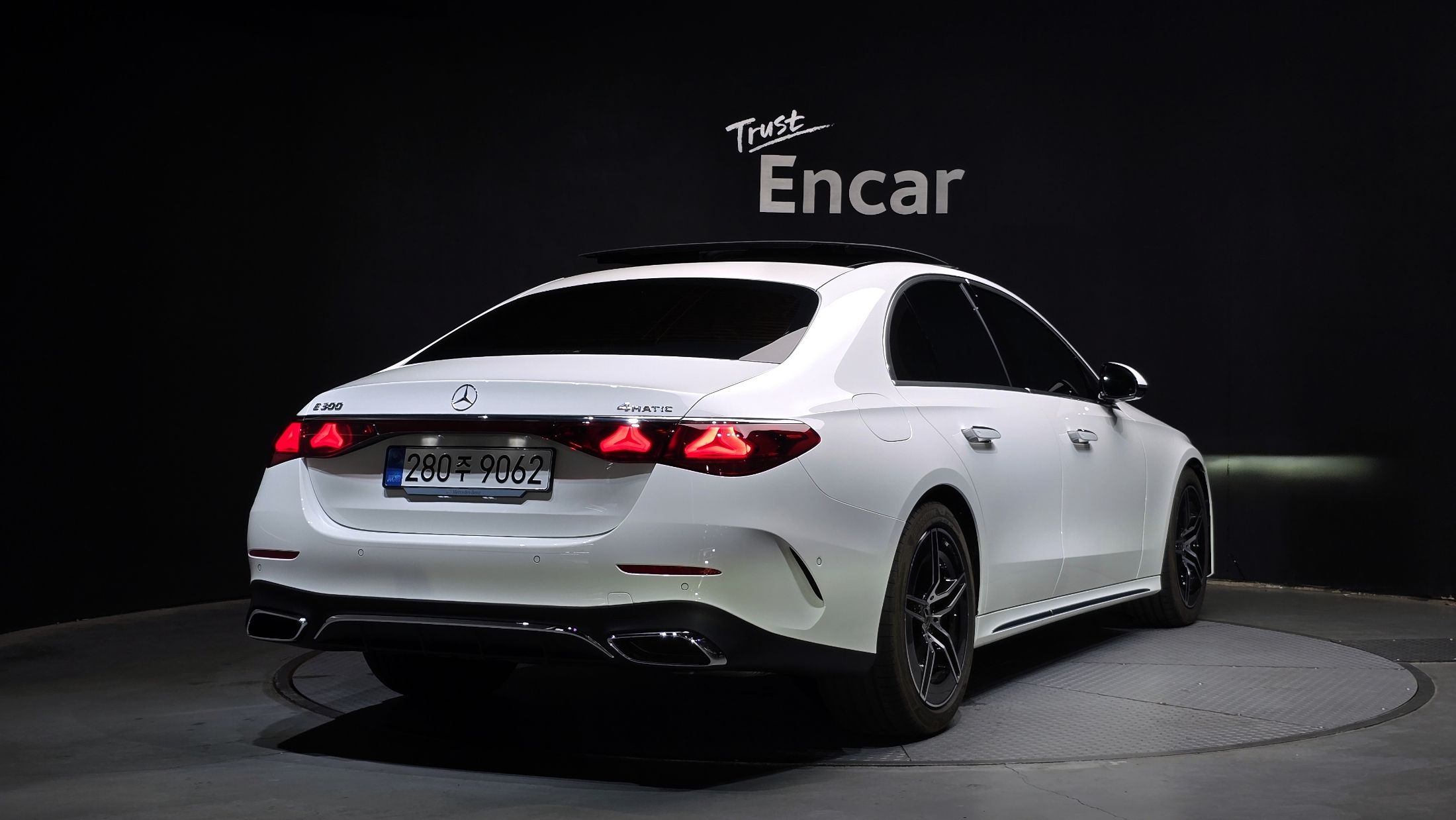 MERCEDES BENZ E-CLASS W214