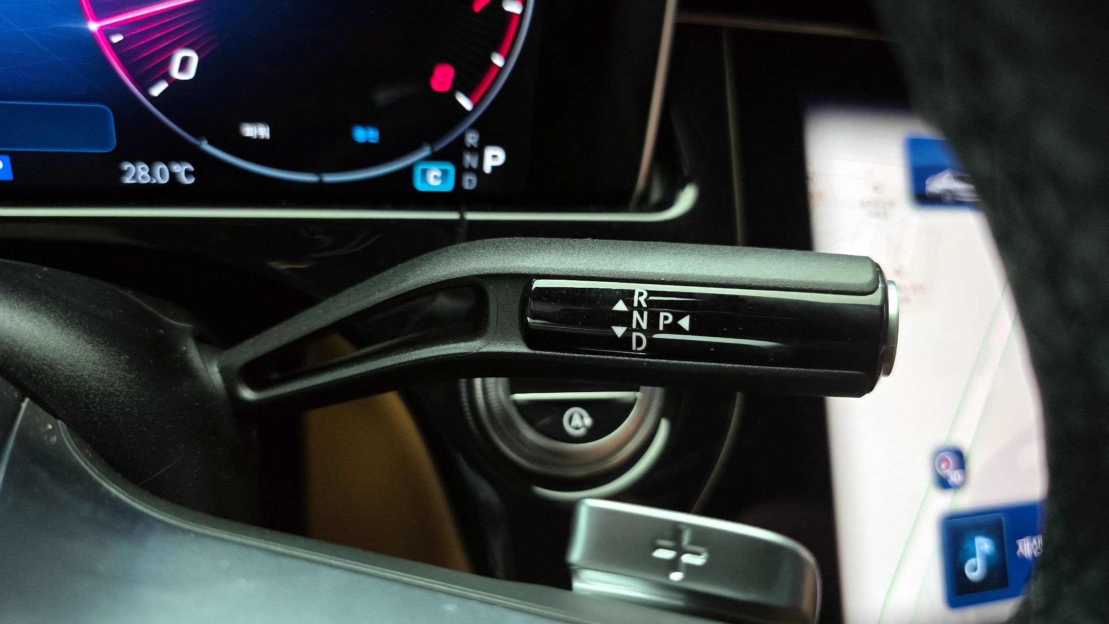 MERCEDES BENZ E-CLASS W214