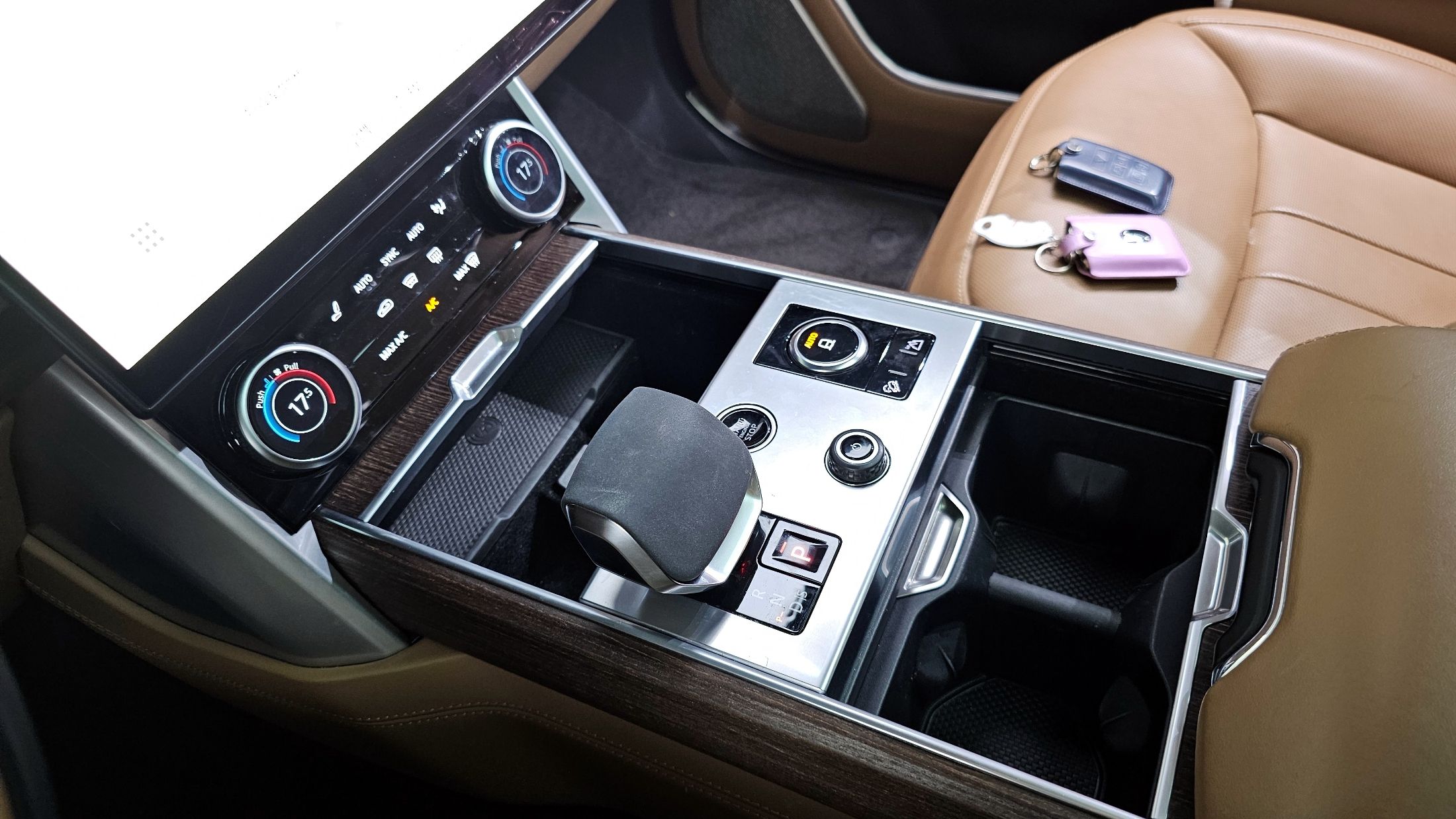 LAND ROVER RANGE ROVER 2023