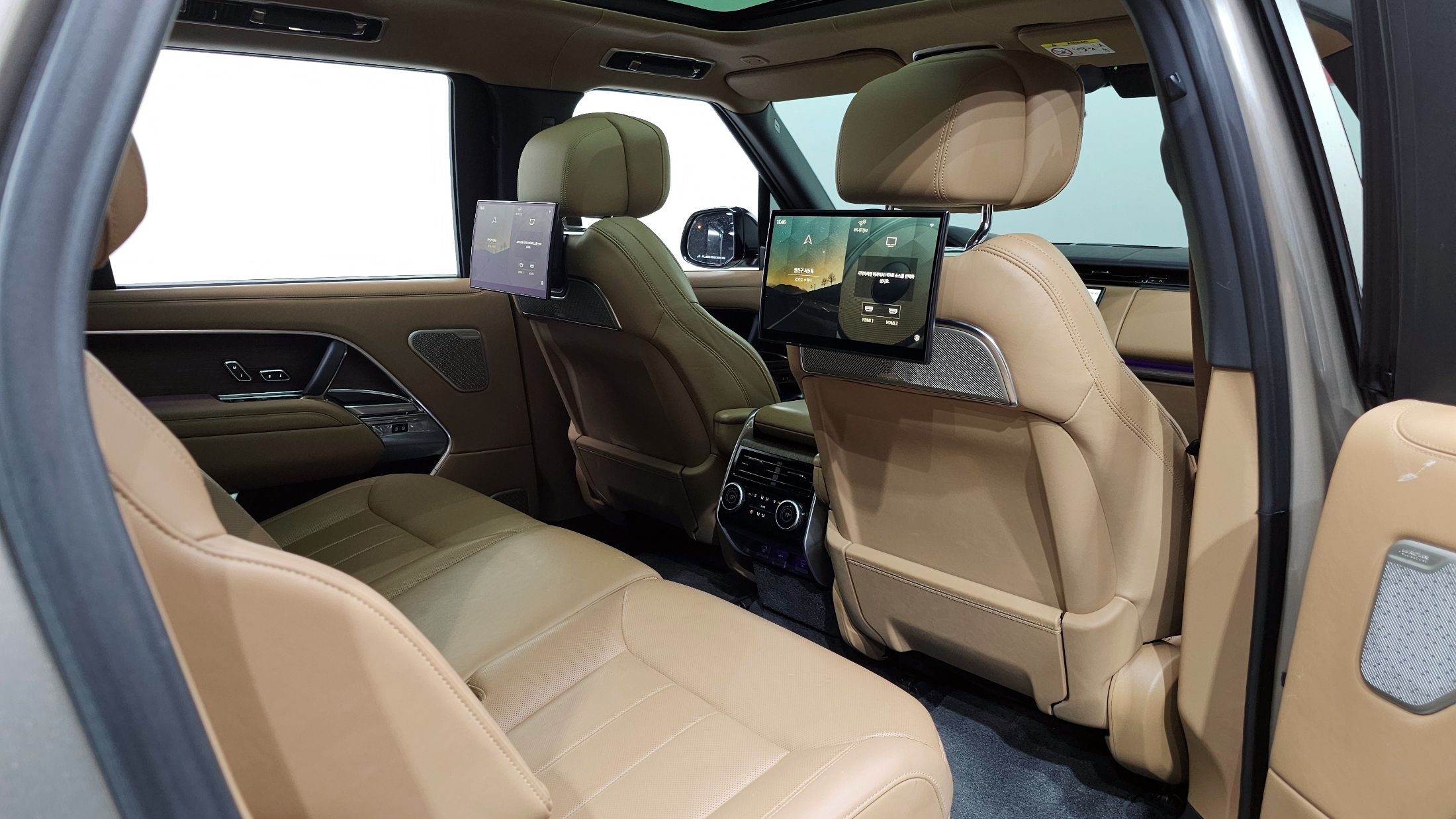 LAND ROVER RANGE ROVER 2023