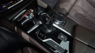BMW 5-SERIES G30  530i Luxury Plus 2019