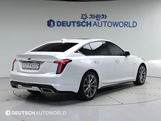 CADILLAC CT5  2020