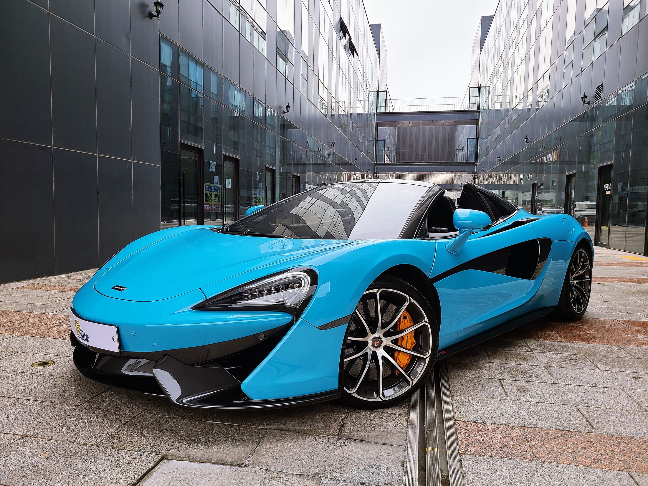 MCLAREN 570S 2018