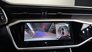 AUDI A7 4K 2023