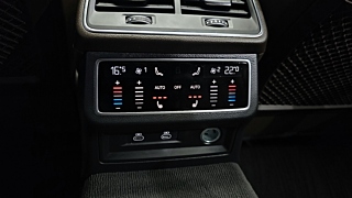 AUDI A7 4K 2023