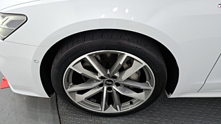 AUDI A7 4K 2023