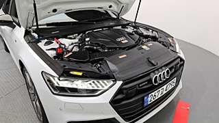 AUDI A7 4K 2023