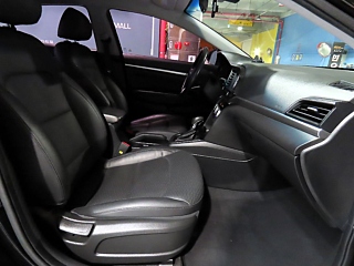 HYUNDAI AVANTE AD 2020