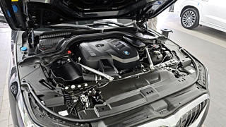 BMW 5-SERIES G60  530i xDrive 2024