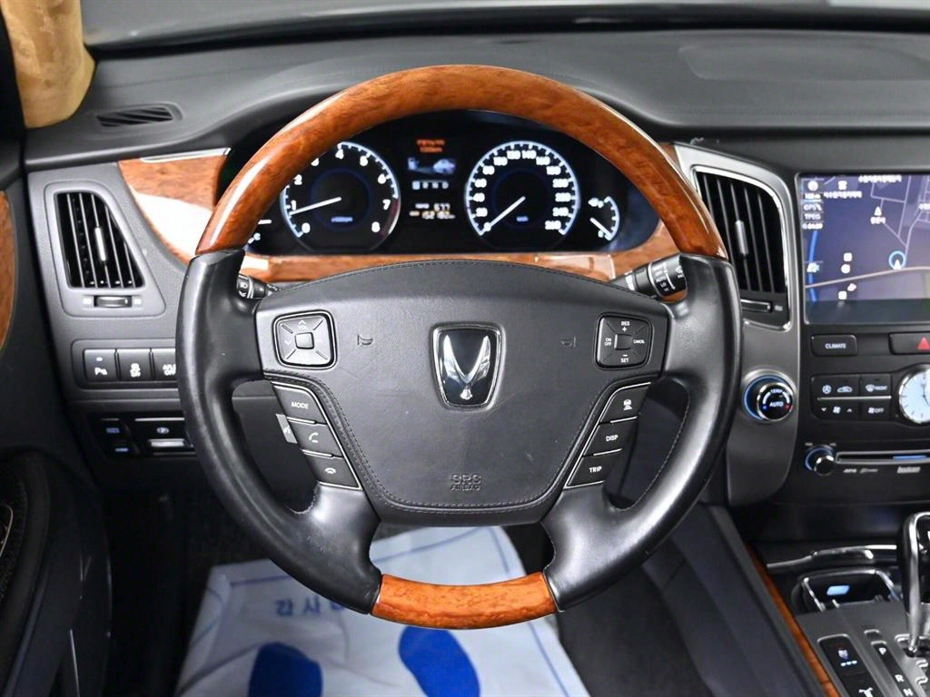 HYUNDAI EQUUS NEW 2009