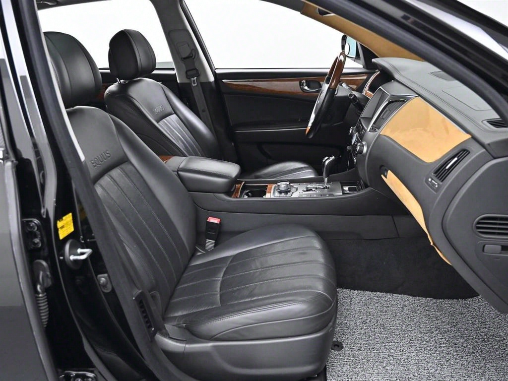 HYUNDAI EQUUS NEW 2009