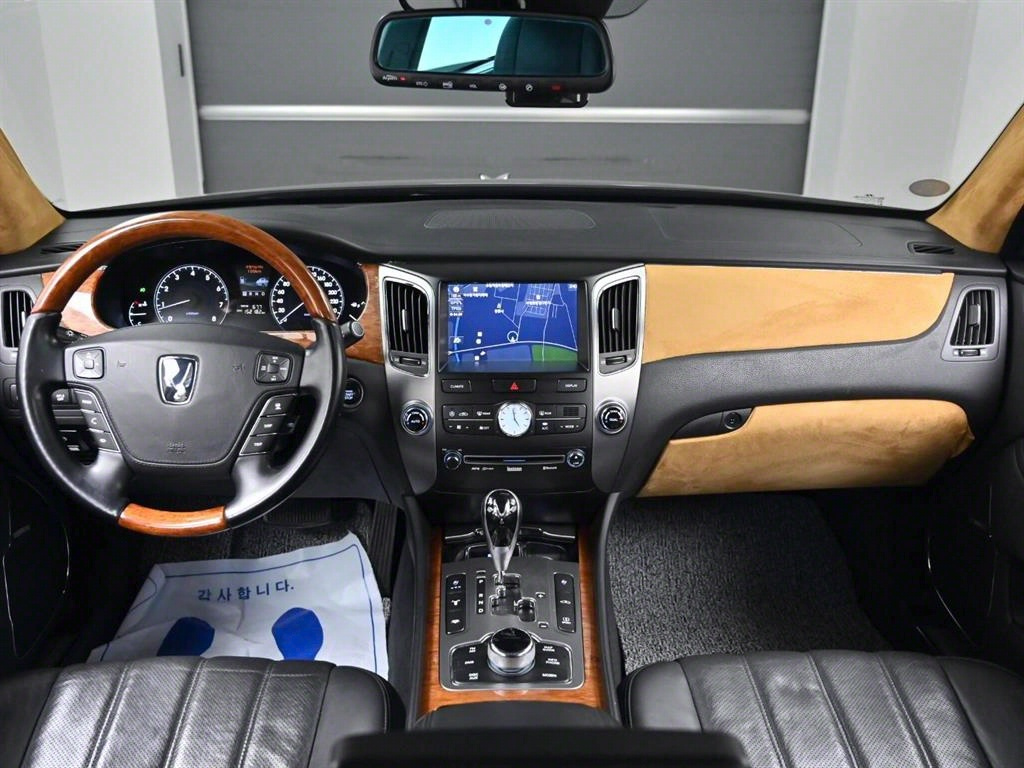 HYUNDAI EQUUS NEW 2009