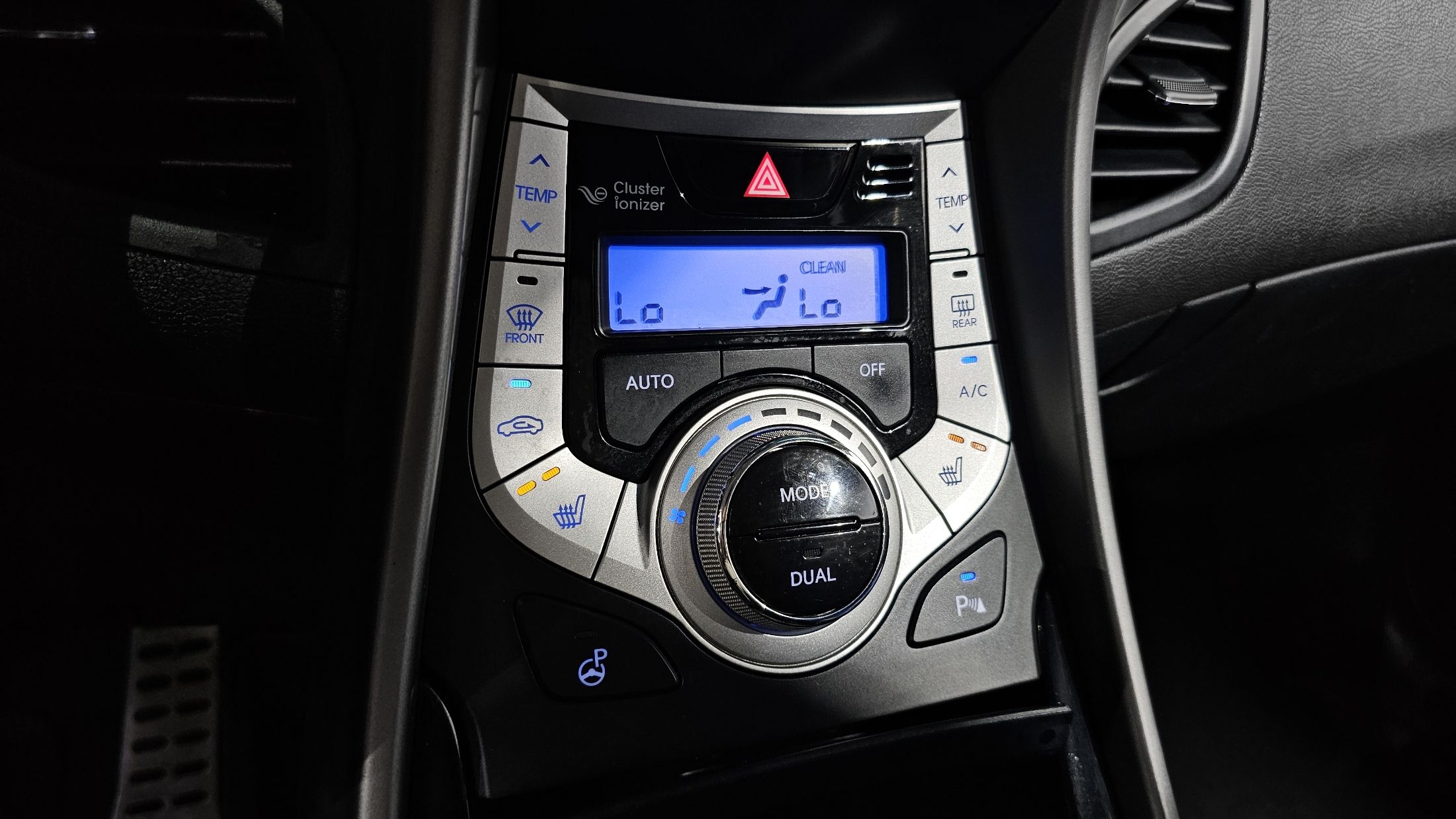HYUNDAI AVANTE MD 2010