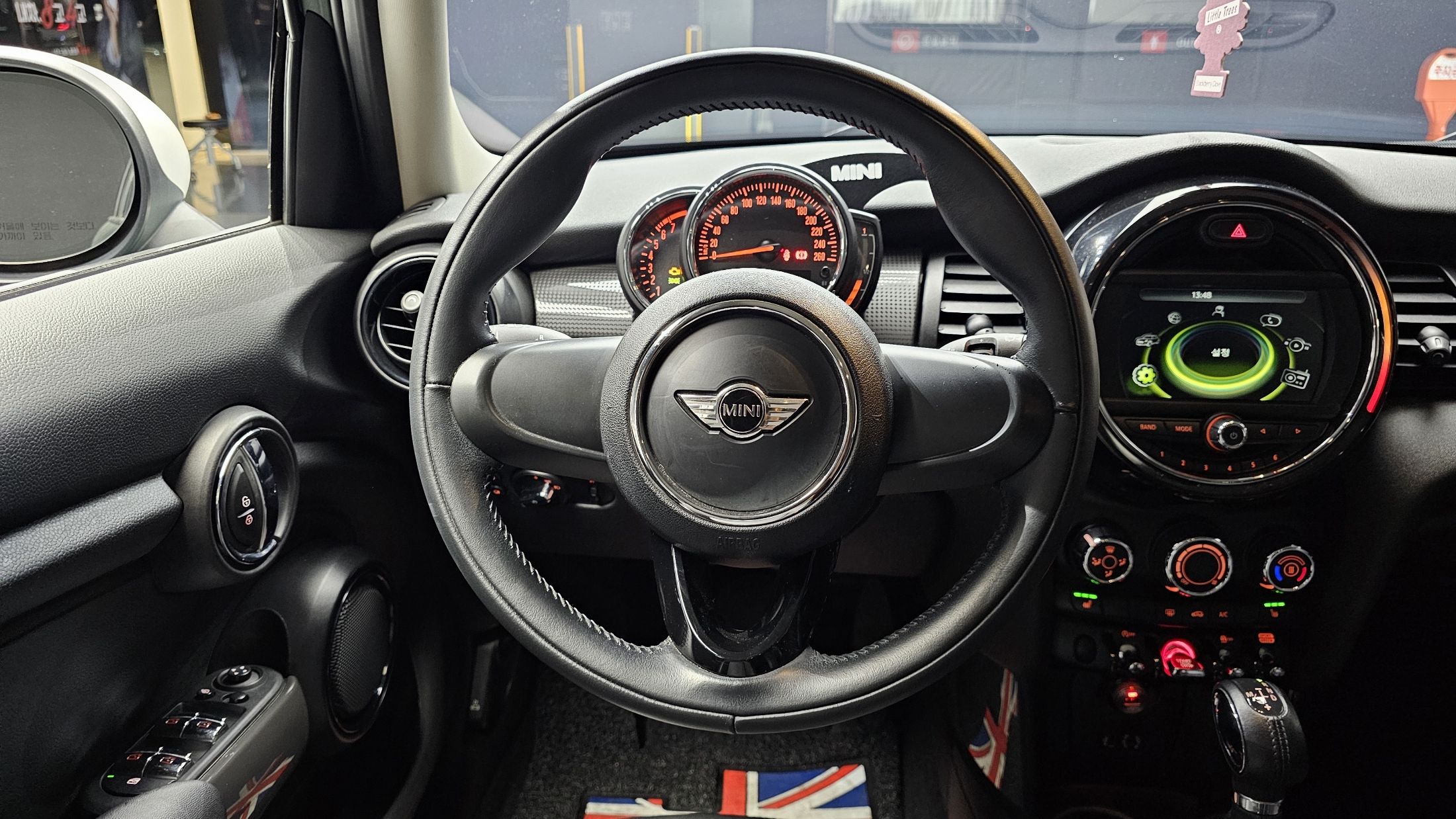 MINI COOPER 2018