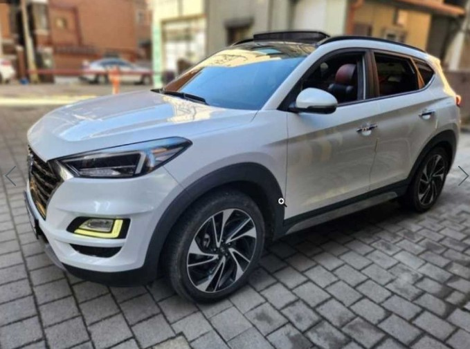 HYUNDAI TUCSON 2018