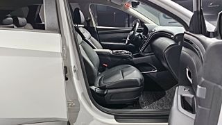 HYUNDAI TUCSON NX4 2021