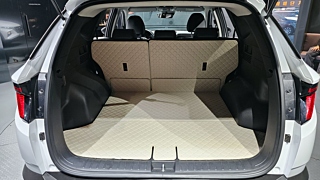HYUNDAI TUCSON NX4 2021